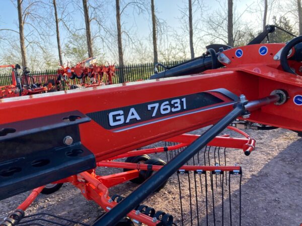 Kuhn GA7631 Semi-Mounted Rake - Image 2