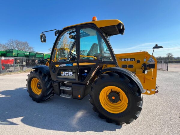JCB 542-70 AGRI PRO - Image 3