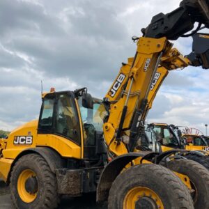 *AWAITING PREP* JCB TM420S