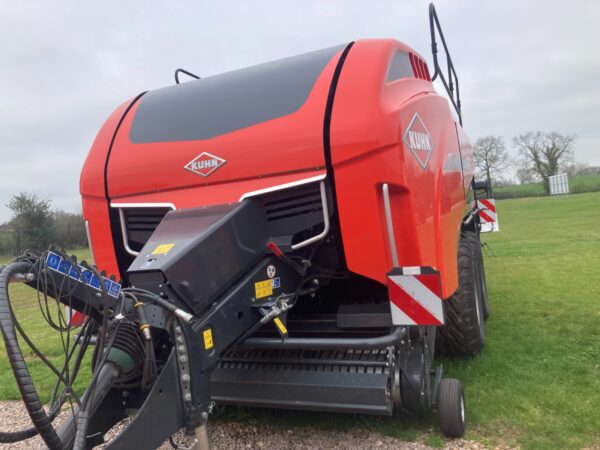 *EX DEMO* KUHN SB 1290 ID SQUARE BALER - Image 2