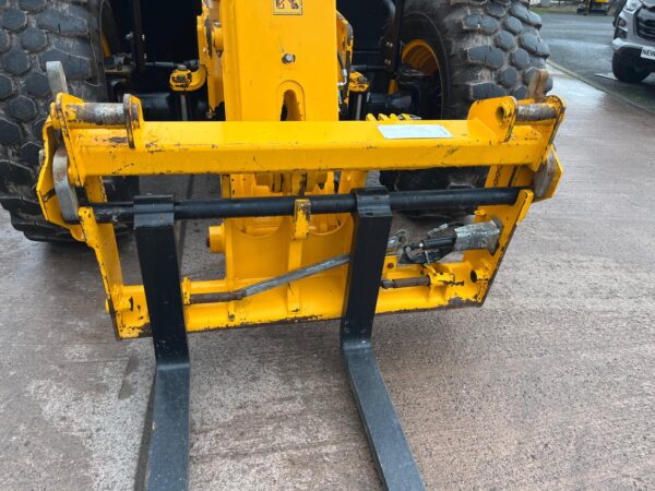 JCB 542-70 AGRI XTRA - Image 2