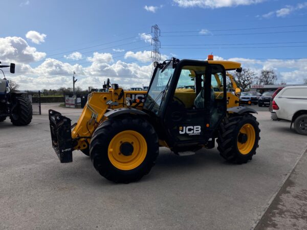 JCB 527-58 AGRI PLUS