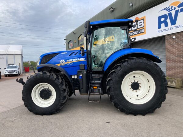 New Holland T7.245 Auto Command - Image 2