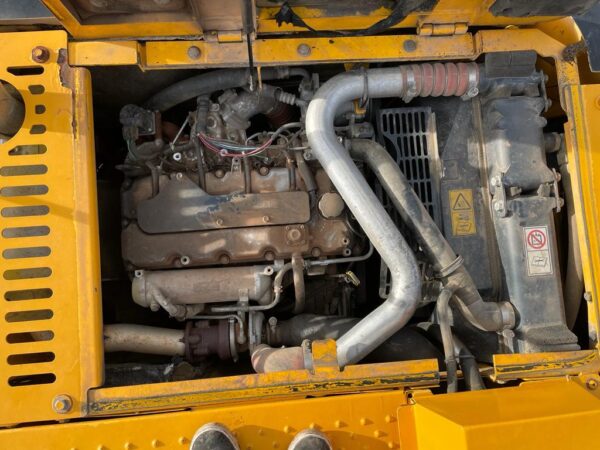 JCB JS 130 Excavator - Image 3