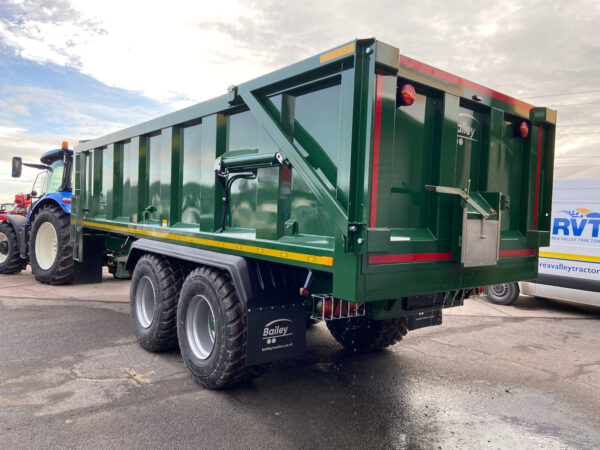 Bailey TB18 Grain Trailer - Image 2