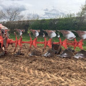 KUHN MULTI MASTER 123 6 FURROW PLOUGH